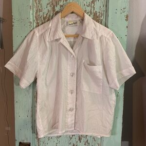 Women’s Diane Von Furstenberg white button up short sleeve shirt